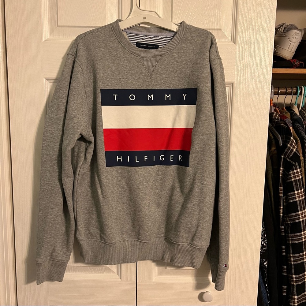 tommy hilfiger crewneck pullover